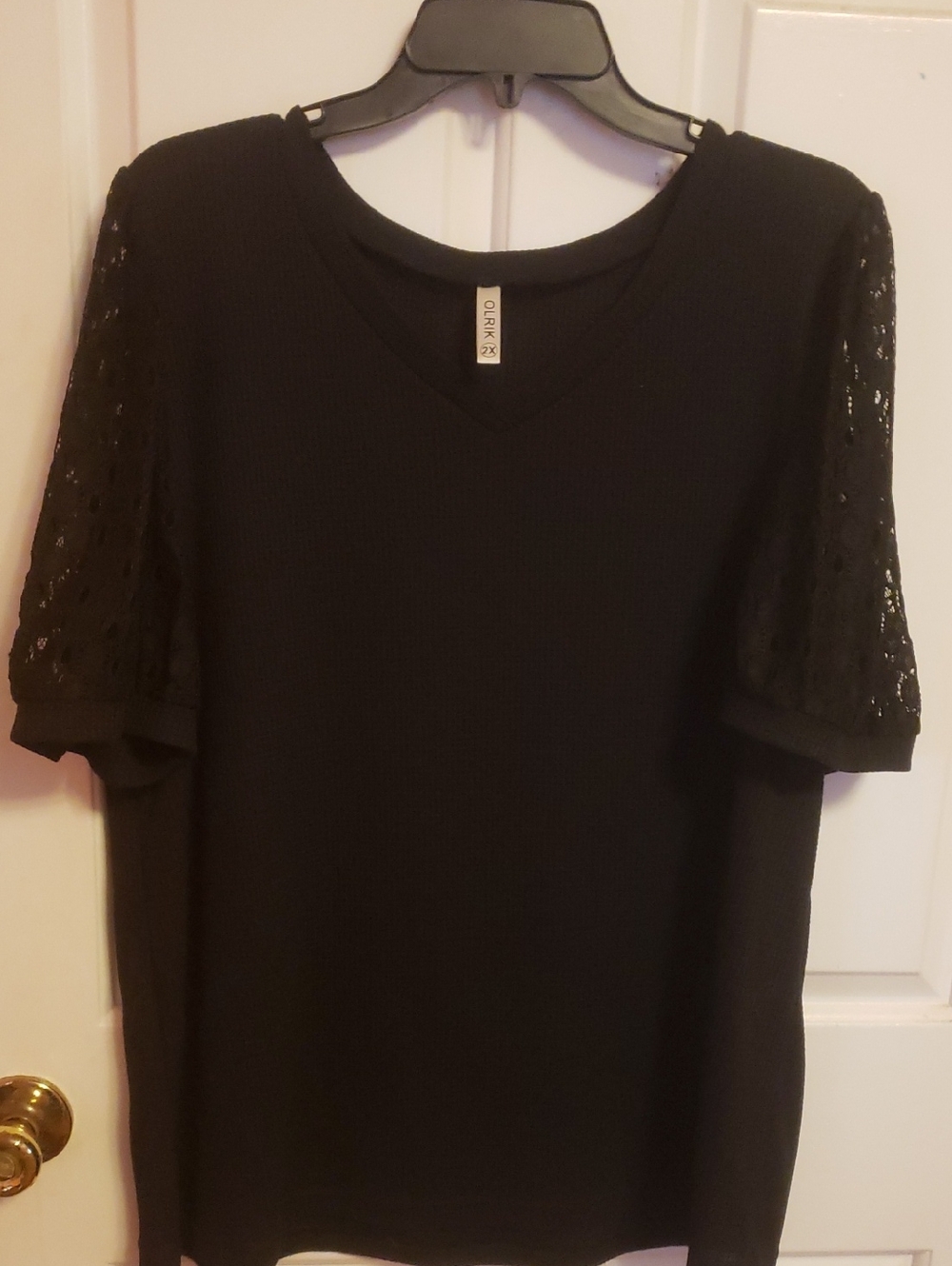 OLRIK BLACK 2X TOP.